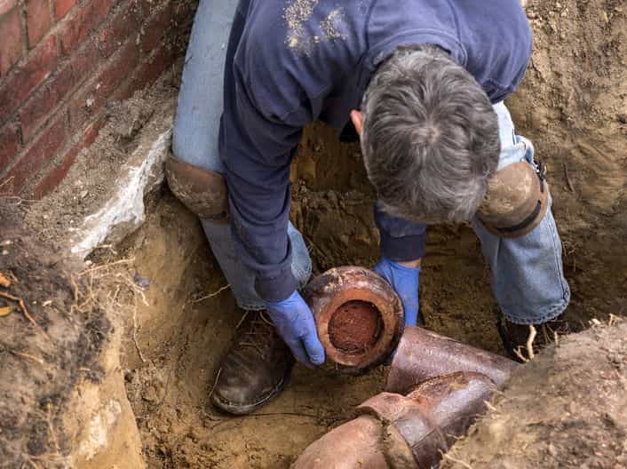 How to Replace Sewer Line from House to Street